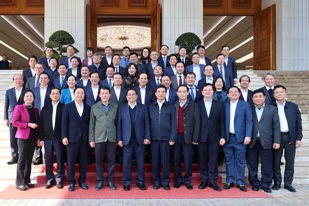 Thủ tướng và các đại biểu tham dự hội nghị. Ảnh: VGP