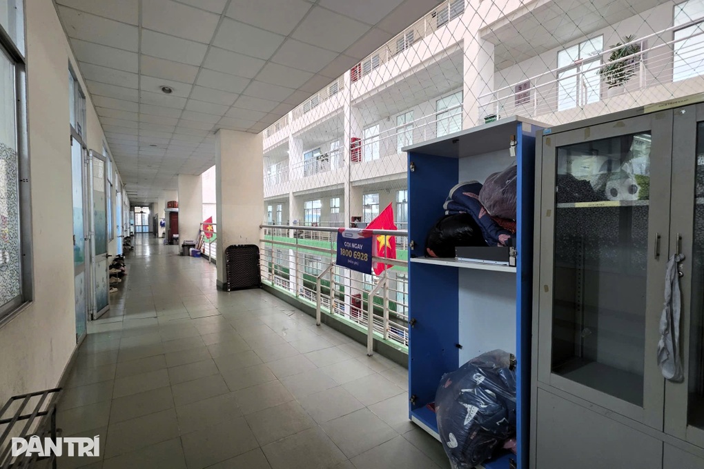 Hơn 1.000 học sinh, giáo viên khốn khổ vì trường mới còn “nằm trên giấy” - 3