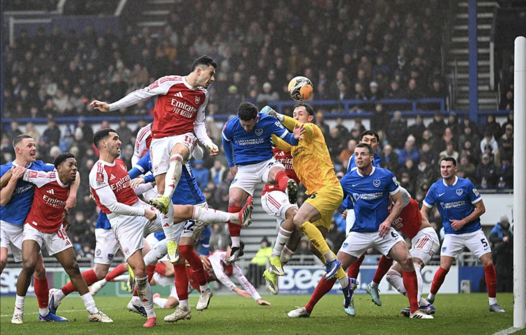 Martinelli lập hat-trick, Arsenal hạ Portsmouth vào vòng 4 FA Cup - Ảnh 4.