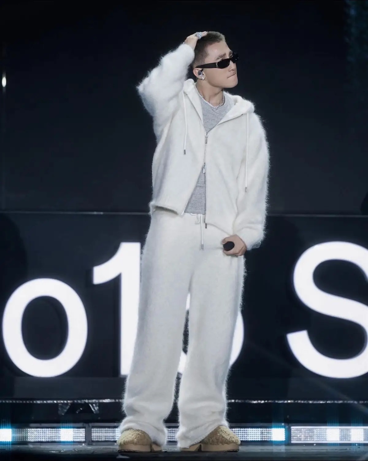 Khen cho tạo hình mới của Sơn Tùng: Vừa bảnh vừa “láo” thế này quá mê rồi!- Ảnh 6.