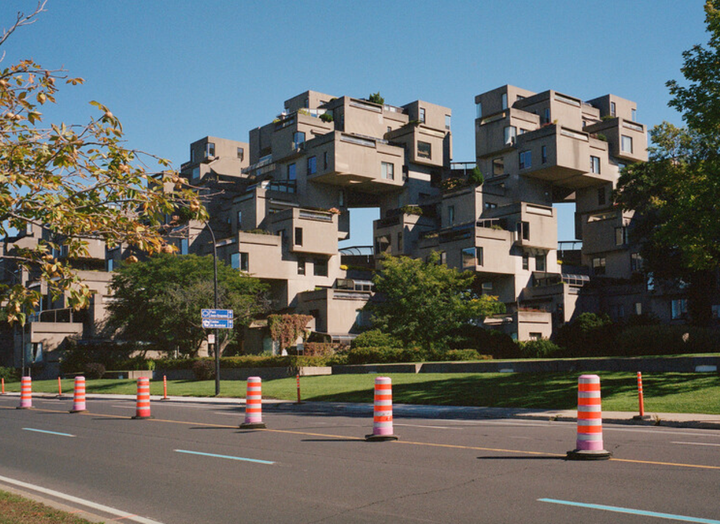 354 khối lập phương tạo nên khu nhà 'điên rồ' bậc nhất hành tinh- Ảnh 3.