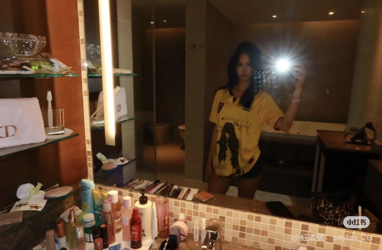 Con gái của nữ diễn viên mới 15 tuổi đã xinh ngang Lưu Diệc Phi: Nhìn tủ đồ skincare đúng là nhỏ mà có võ- Ảnh 3.