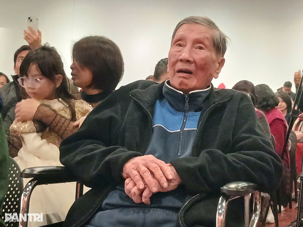 Nhạc sĩ Phạm Tuyên đón tuổi 96: Cảm động vì vẫn được mọi người nhớ đến - 3