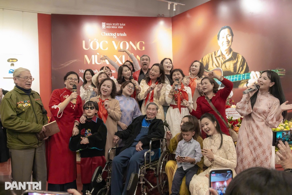 Nhạc sĩ Phạm Tuyên đón tuổi 96: Cảm động vì vẫn được mọi người nhớ đến - 5