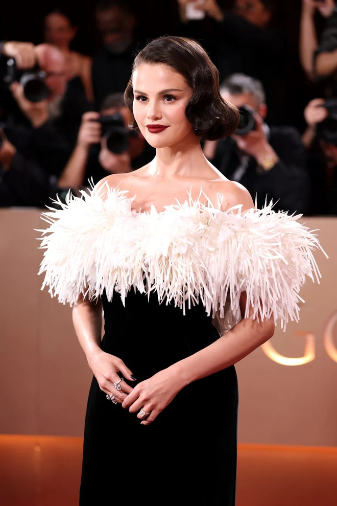 Bạch Tuyết Hollywood 