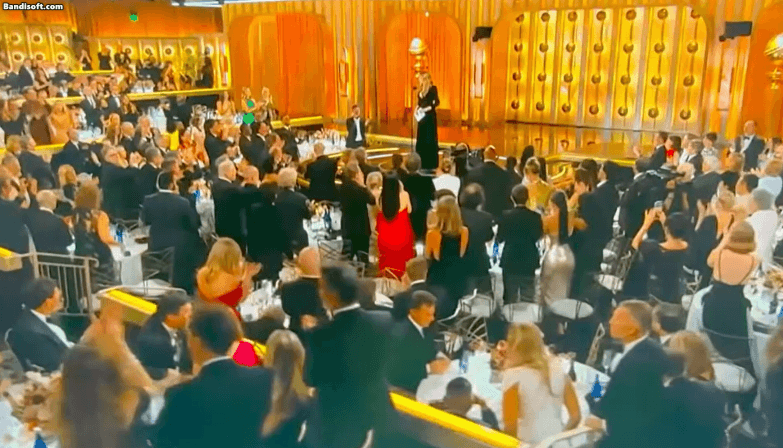 Không phải Lisa (BLACKPINK), đây mới là mỹ nhân hot nhất Quả Cầu Vàng 2026: Vừa xuất hiện đã khiến loạt sao hạng A phát cuồng- Ảnh 5. Không phải Lisa (BLACKPINK), đây mới là mỹ nhân hot nhất Quả Cầu Vàng 2026: Vừa xuất hiện đã khiến loạt sao hạng A phát cuồng- Ảnh 5.