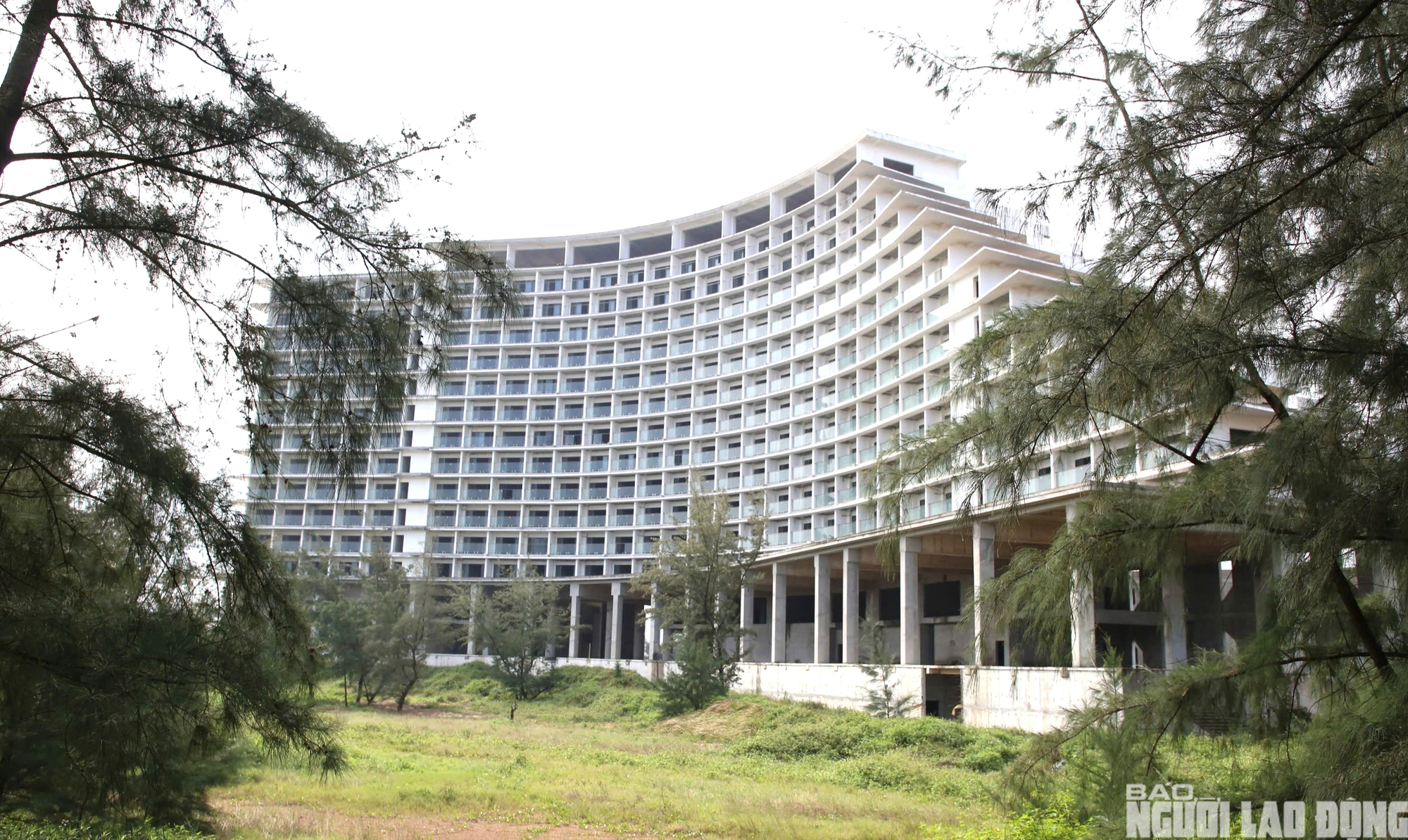 Hai khách sạn bỏ hoang tại Đồng Hới gây lo ngại về đầu tư Du lịch - Ảnh 6.