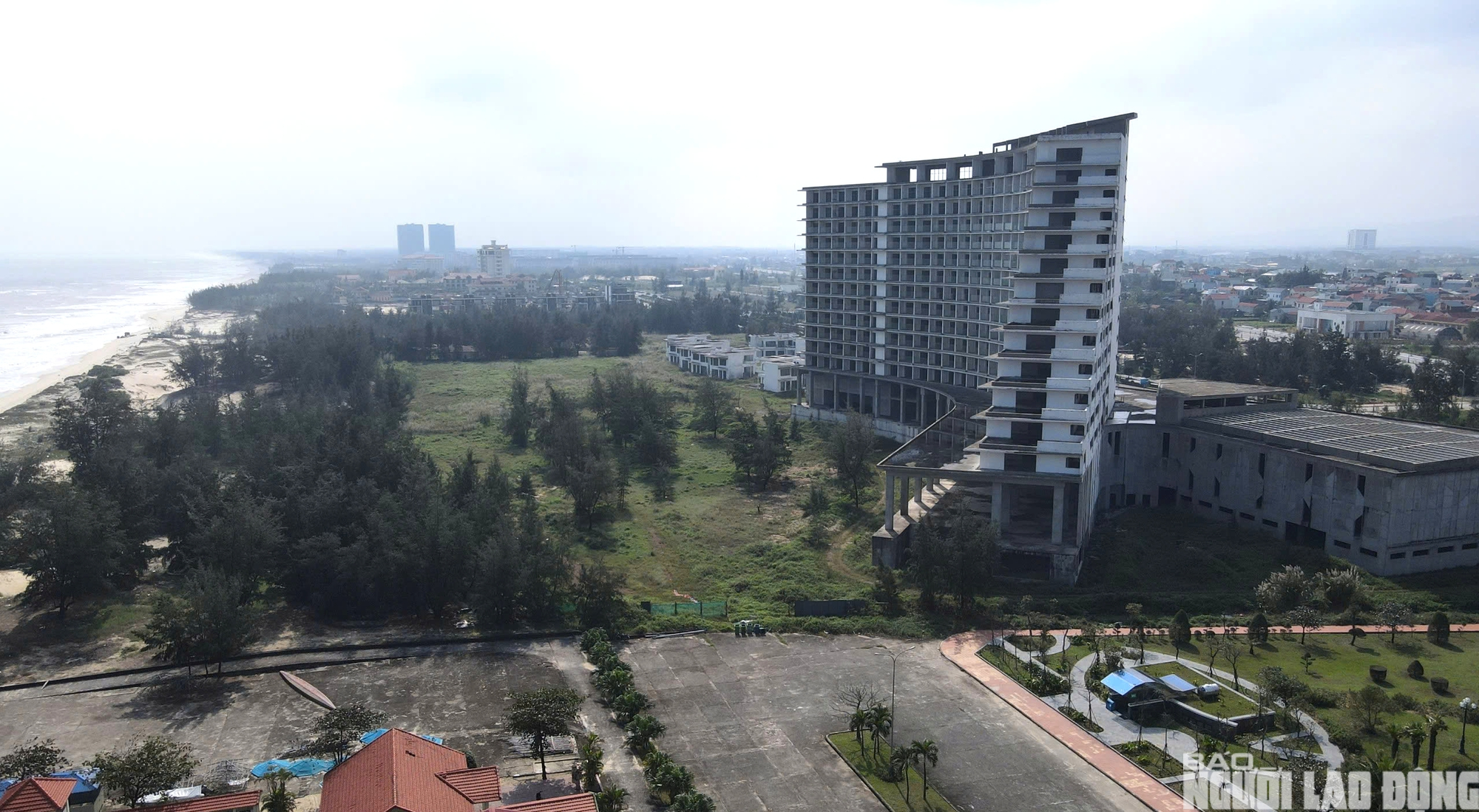 Hai khách sạn bỏ hoang tại Đồng Hới gây lo ngại về đầu tư Du lịch - Ảnh 8.