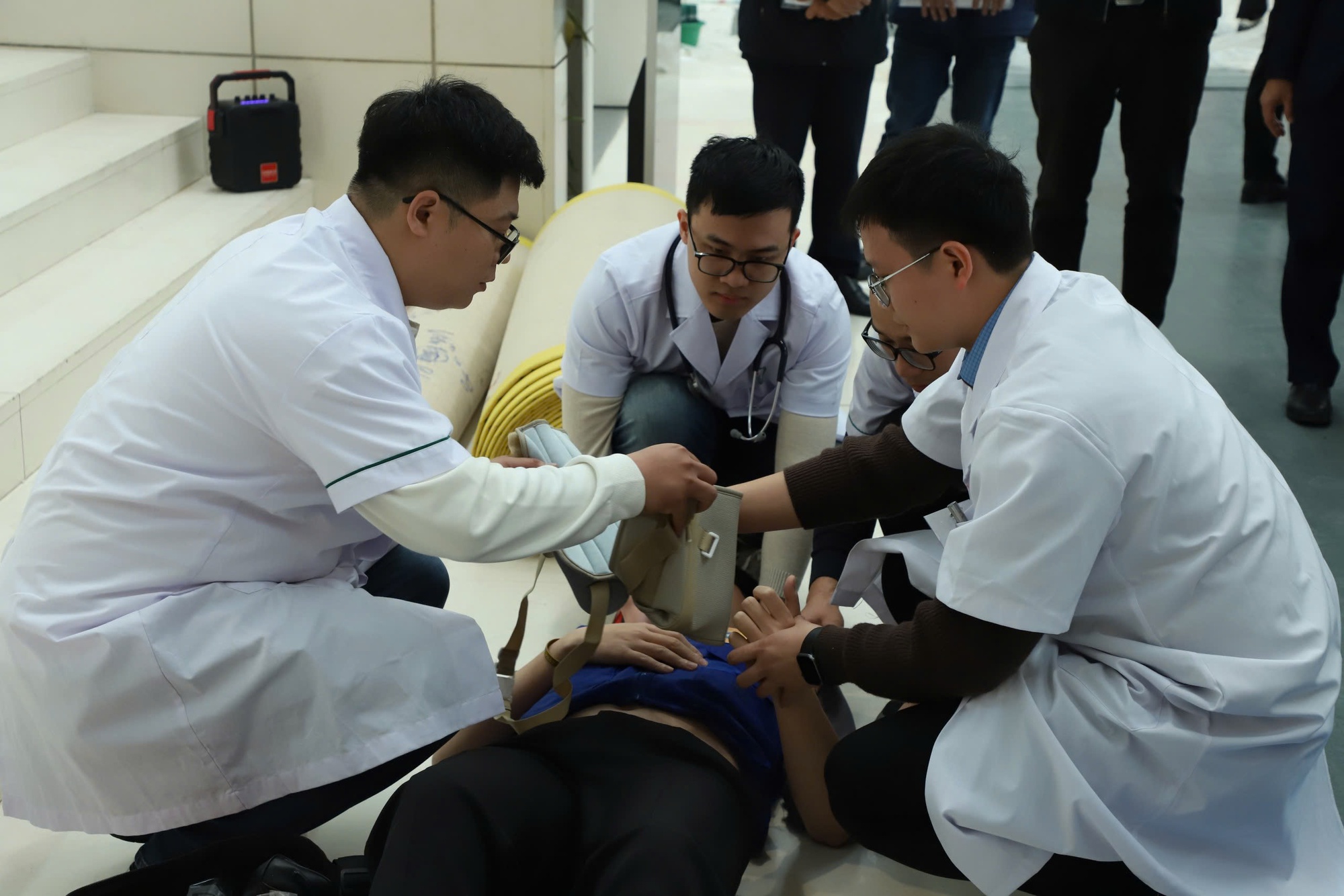 Diễn tập công tác y tế phục vụ Đại hội XIV của Đảng 2 img