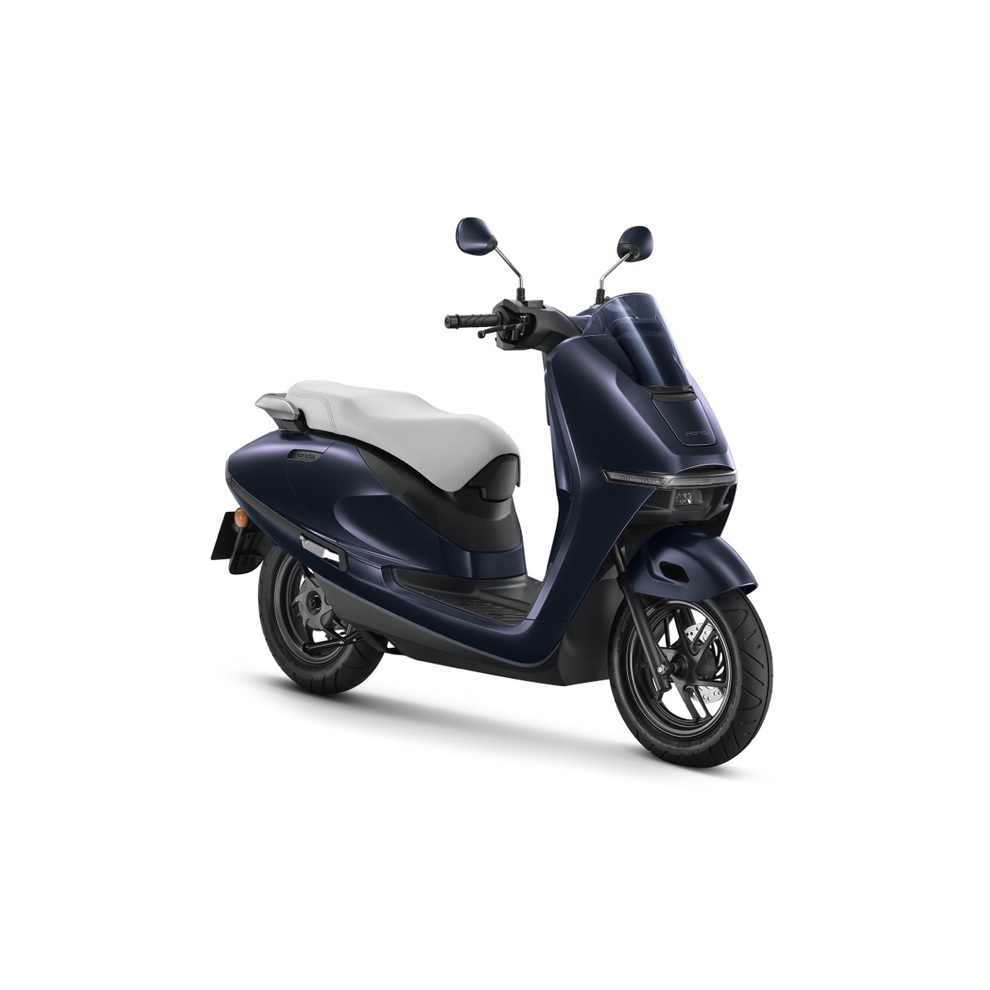 Honda Việt Nam ra mắt mẫu xe máy điện mới Honda UC3 - 2