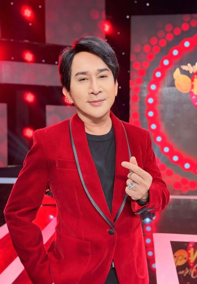 NSƯT Việt 3 đời vợ, có 1000 cây vàng, ở biệt thự 300m²- Ảnh 2.