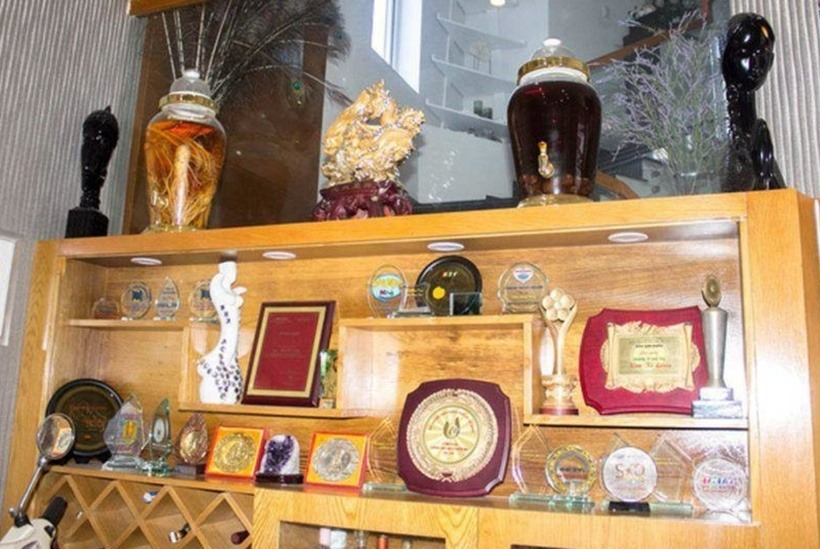 NSƯT Việt 3 đời vợ, có 1000 cây vàng, ở biệt thự 300m²- Ảnh 7.