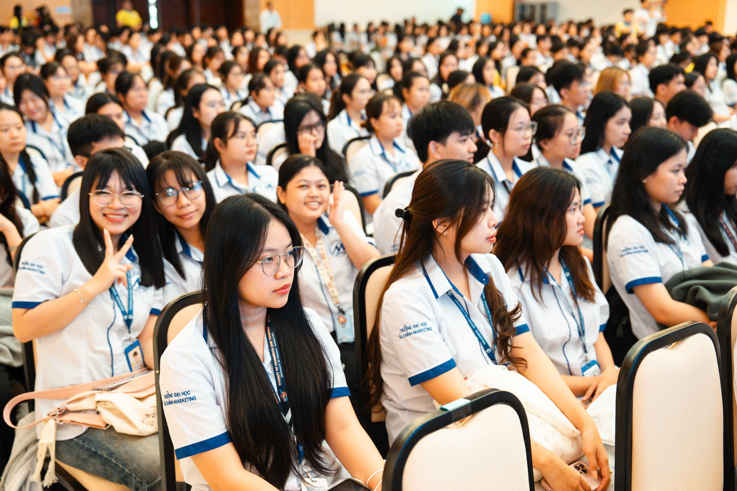 sinh viên - Ảnh 2.