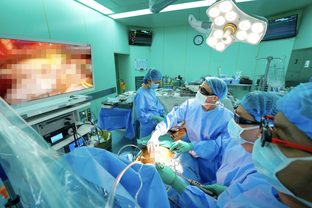 Bệnh viện ở TPHCM mổ ca đặc biệt, lần đầu tiên thực hiện tại Việt Nam - 2