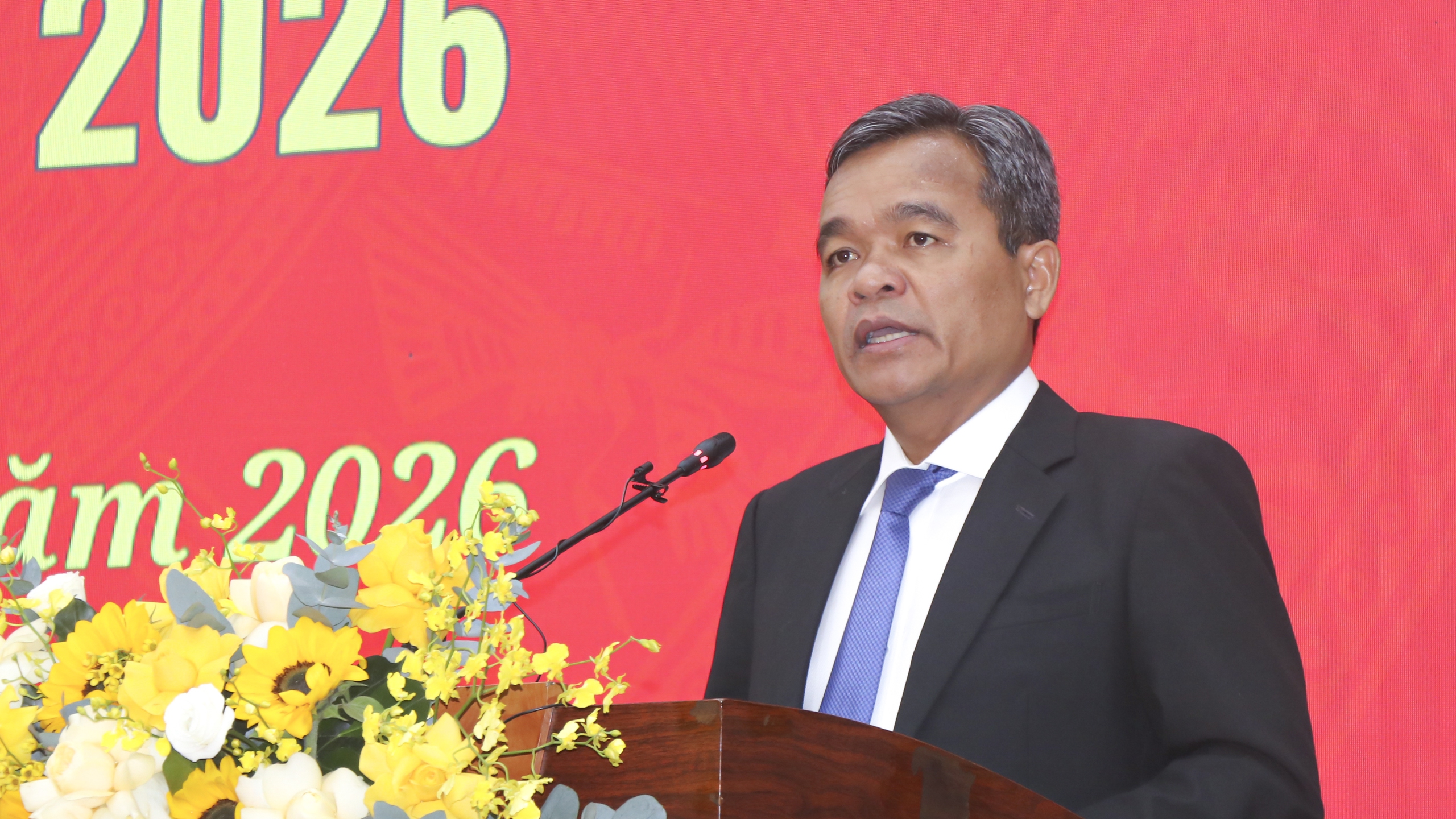 Quảng Ngãi: Hạ tầng giao thông liên kết đông - tây còn nhiều bất cập- Ảnh 5.