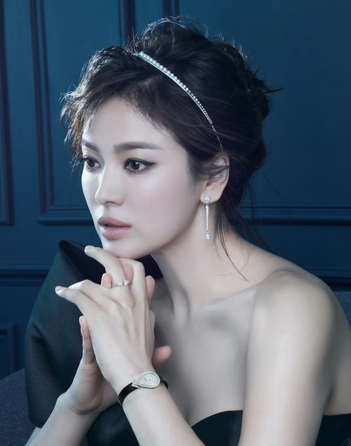 1768232162 537 No tung chuyen Song Hye Kyo hen ho tinh moi