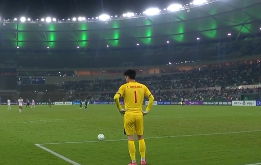 Trung Kiên thủ chắc - Đình Bắc công hay, U.23 Việt Nam đánh bại Ả Rập Xê Út: VFF thưởng lớn- Ảnh 3.