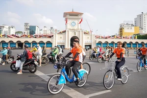 TP.HCM sẽ thu 330.000 tỉ đồng từ du lịch bằng cách nào?