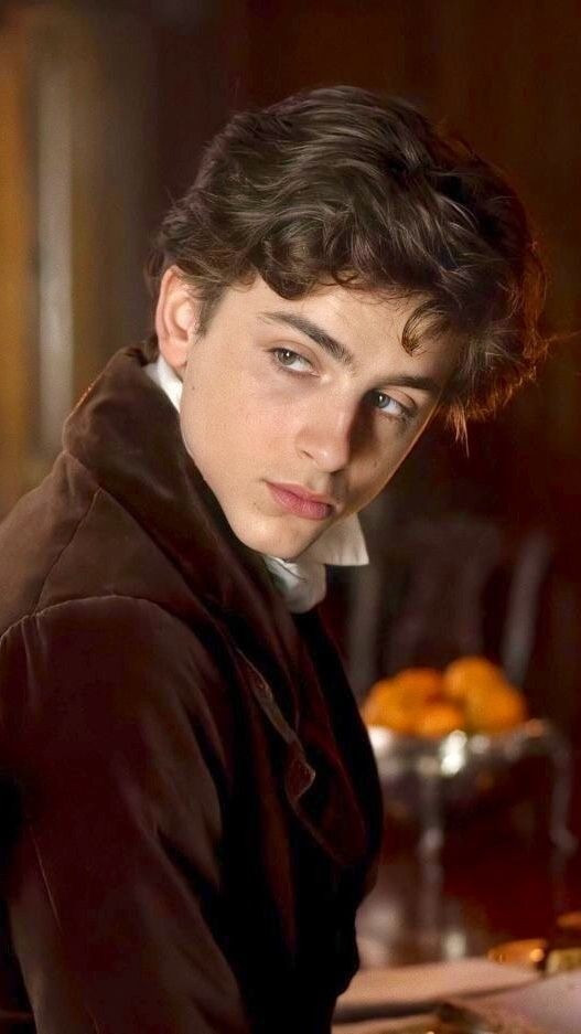 Sức hút của người đàn ông đẹp nhất thế giới vừa thắng Leonardo DiCaprio- Ảnh 6.