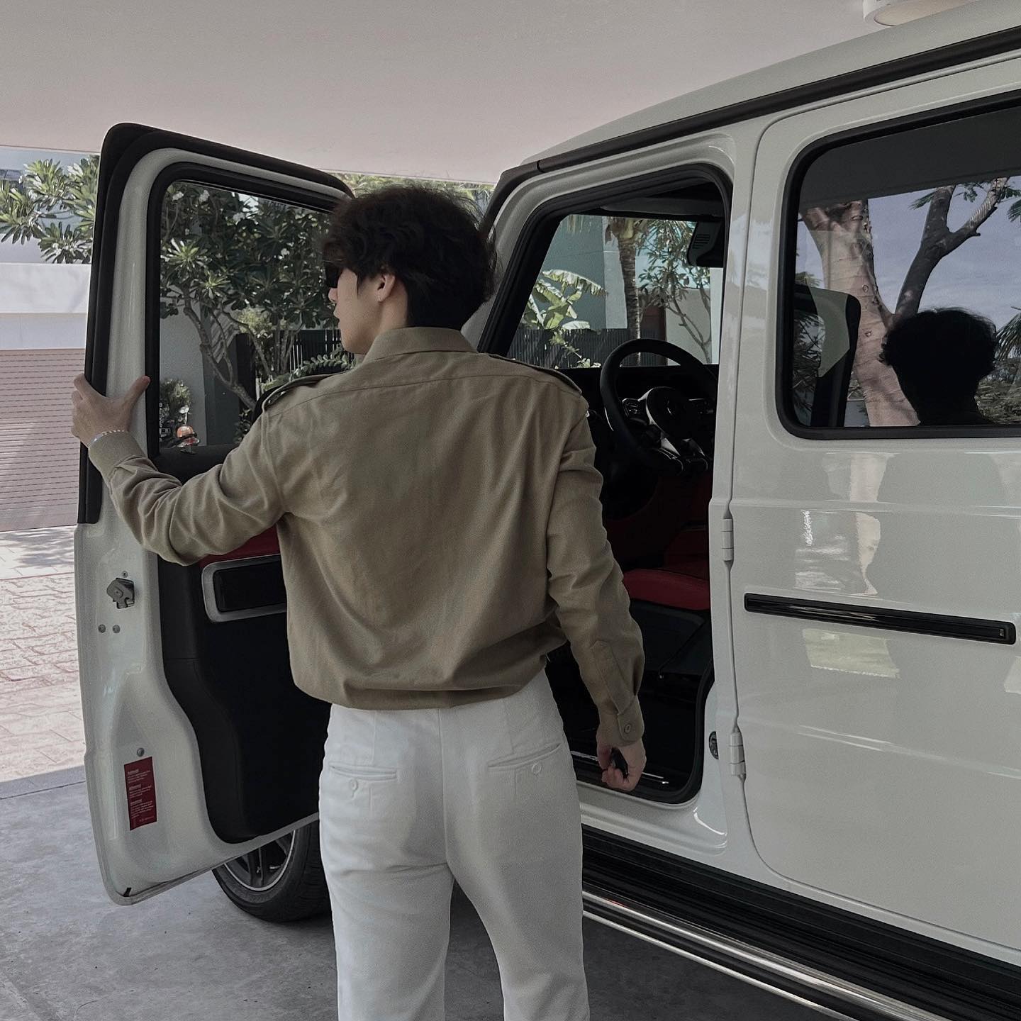 Dàn xế hộp của Sơn Tùng M-TP, chiếc G 63 đâu rồi?- Ảnh 8.