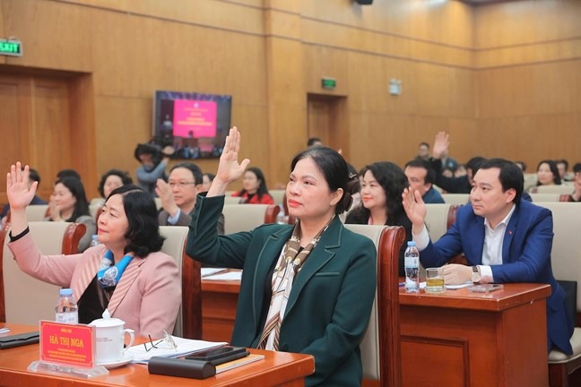 Ủy ban Trung ương MTTQ Việt Nam giới thiệu 5 ứng cử viên đại biểu Quốc hội khóa XVI - Ảnh 2. Ủy ban Trung ương MTTQ Việt Nam giới thiệu 5 ứng cử viên đại biểu Quốc hội khóa XVI - Ảnh 2.