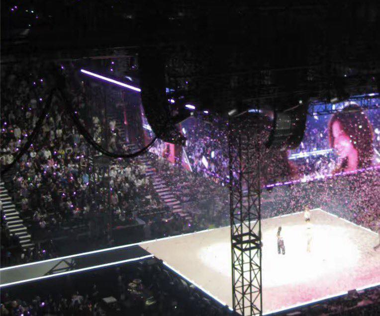 Sự hết thời của nhóm nữ quốc dân: Ngày càng ế vé, concert “trống hoác” lèo tèo người xem- Ảnh 3.