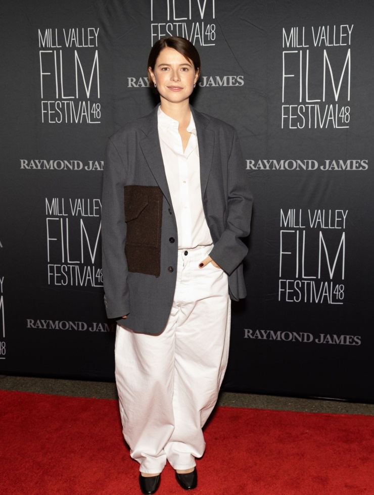 Gu mặc phá cách của Nữ chính xuất sắc Quả Cầu Vàng 2026 - 11