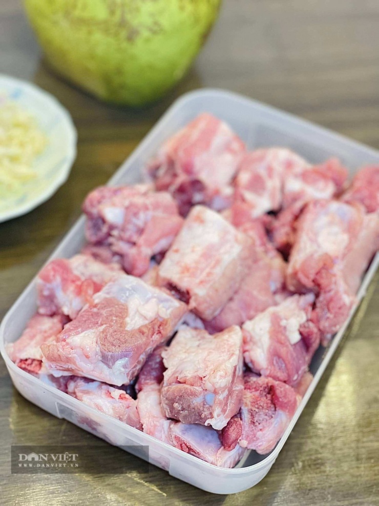 Cách làm sườn rim nước dừa: Sườn non phần đầu có sụn ăn rất ngon