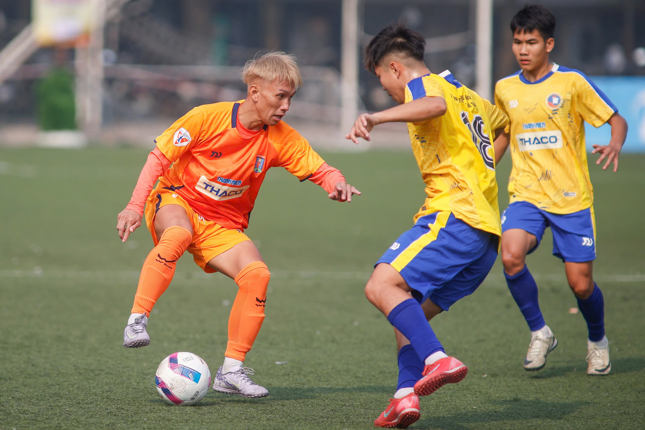 'Ngọc quý' Đông Triều của bầu Đức bay cao cùng đội Trường CĐ FPT Polytechnic- Ảnh 3.