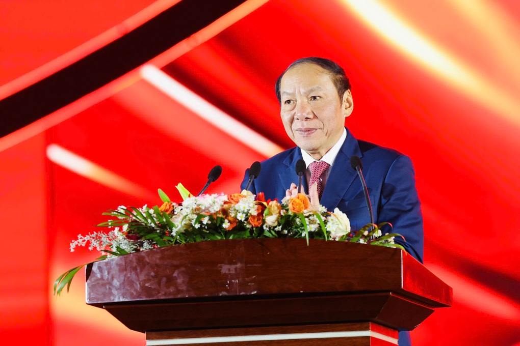 Đêm nhạc nghệ thuật đặc biệt thắt chặt tình hữu nghị Việt Nam - Lào - 2