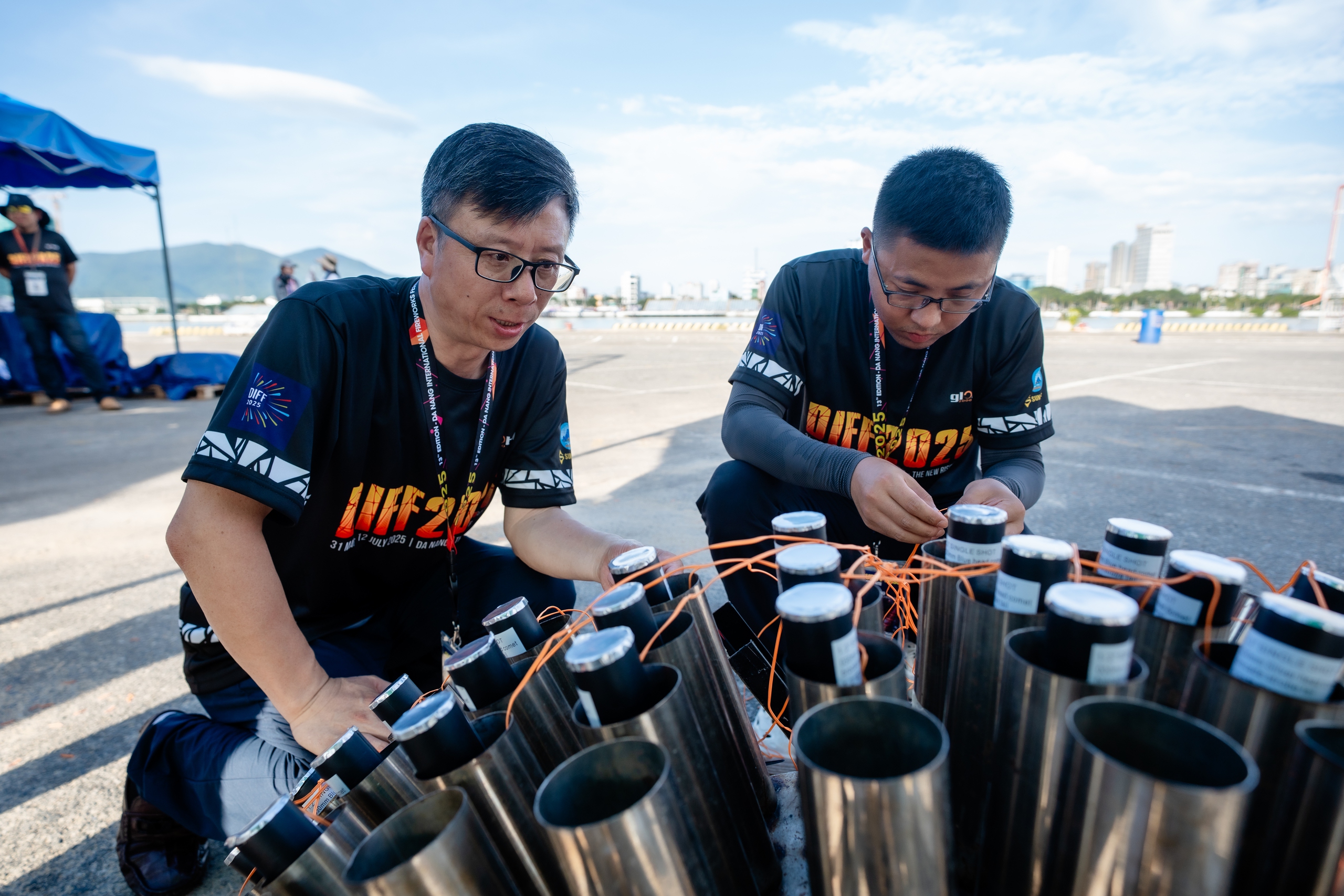 Đội Z121 Vina Pyrotech sử dụng 7 . 000 Quả pháo trong đêm chung kết DIFF 2025 - Ảnh 2.