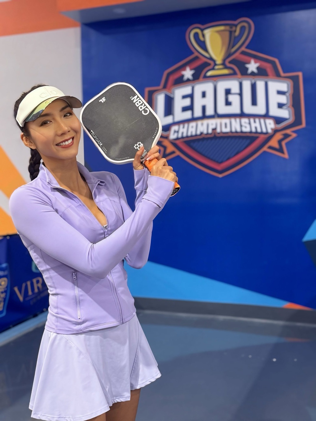 Siêu mẫu Ngọc Quyên đóng cửa công ty ở Mỹ, kiệt sức sau 11 năm làm chủ - 4