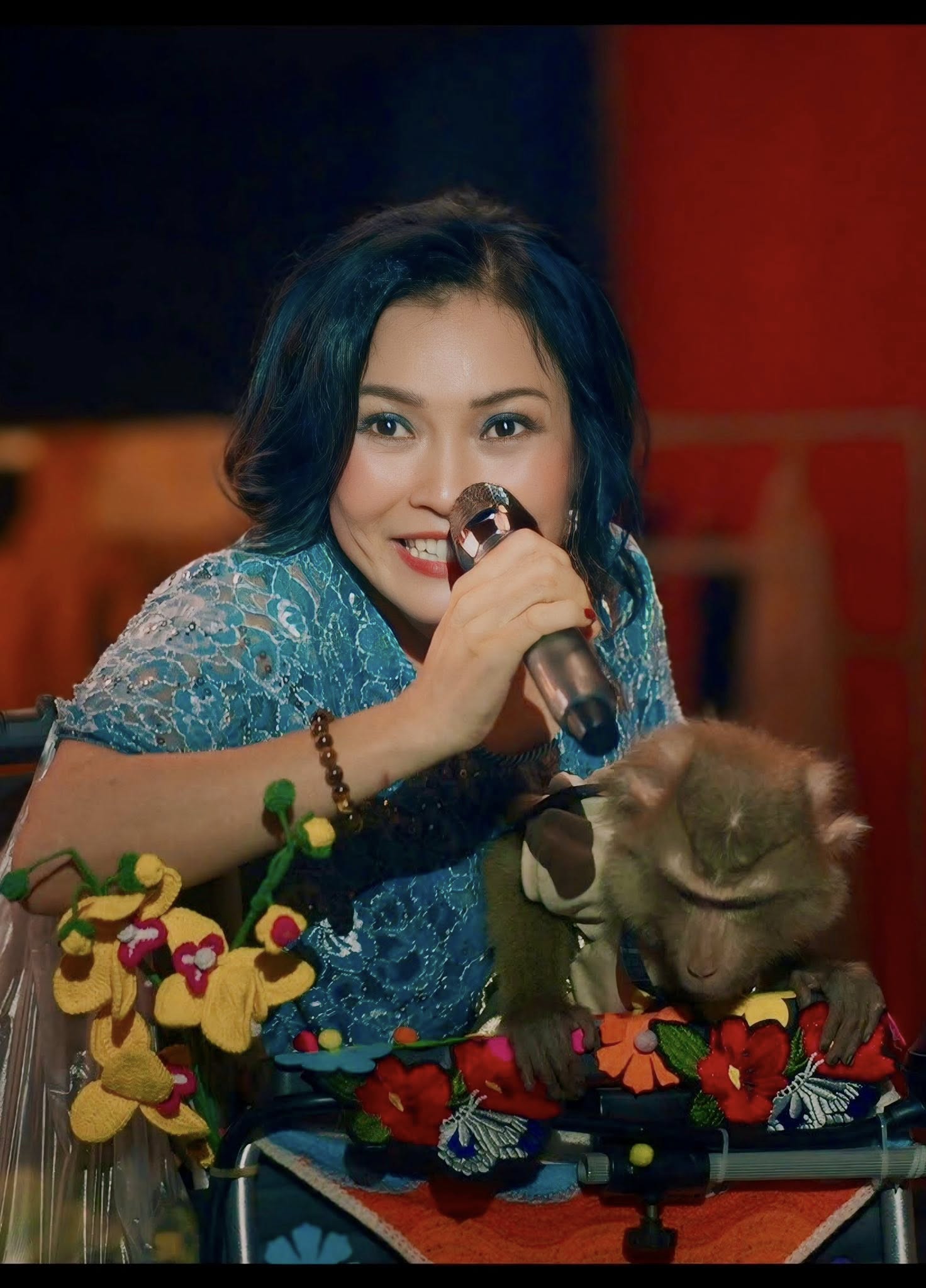 Nữ ca sĩ Việt đầu tiên mở concert ở SVĐ: Cát-xê kỷ lục, mua nhà bằng 26 cây vàng, diễn show nào là show đó thắng lớn- Ảnh 4.