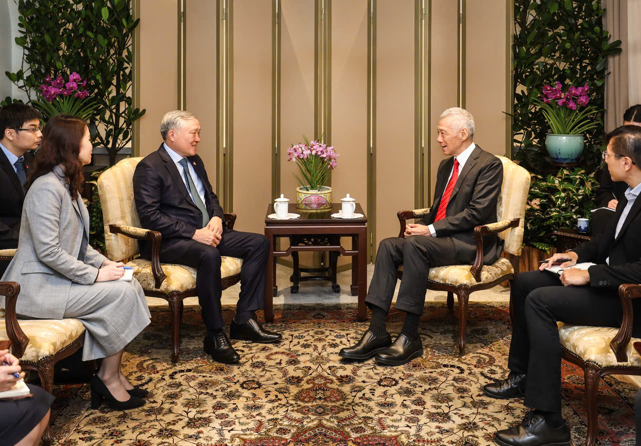 Singapore sẵn sàng hỗ trợ Việt Nam phát triển Trung tâm Tài chính quốc tế - Ảnh 2.