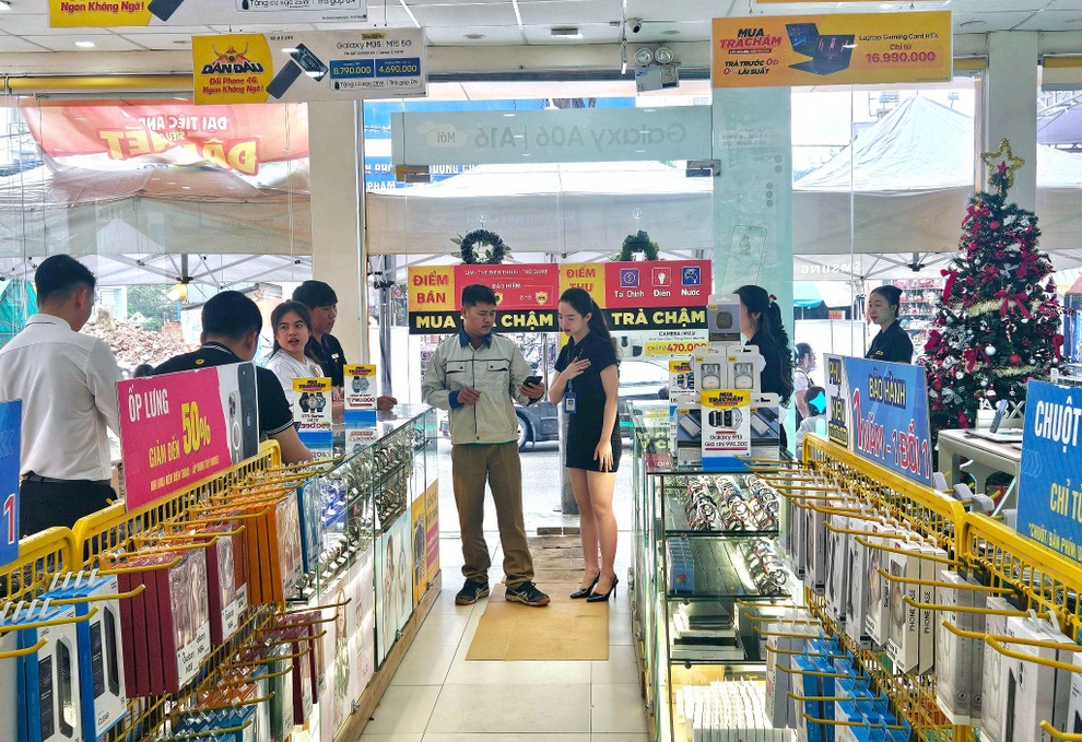 Nhân viên Thế Giới Di Động, Điện máy Xanh, Topzone nhận thưởng tết cao nhất 200 triệu đồng - 3