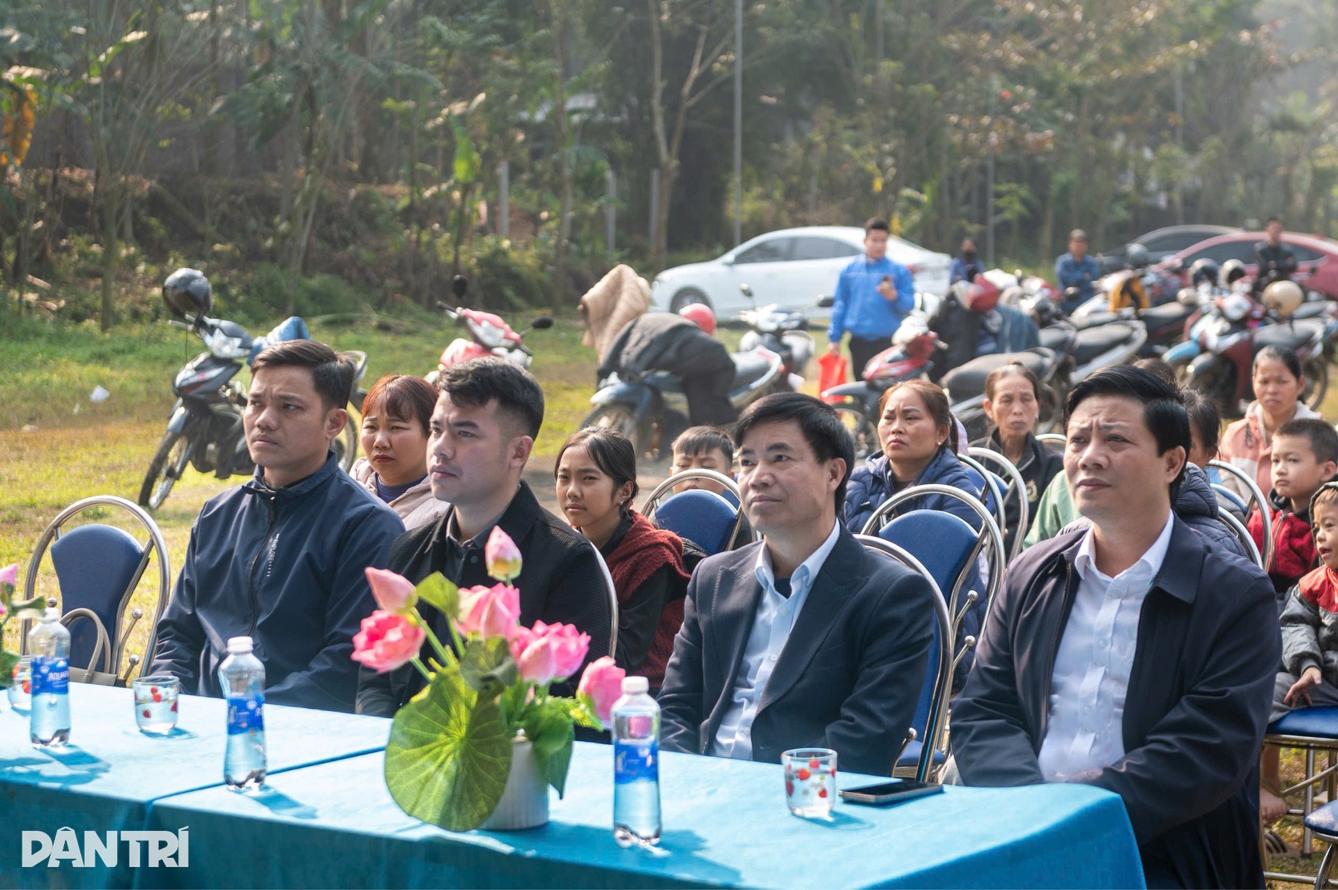 Khánh thành nhà Nhân ái ở Phú Thọ, giúp 6 hộ nghèo hoàn thành giấc mơ an cư - 3 Khánh thành nhà Nhân ái ở Phú Thọ, giúp 6 hộ nghèo hoàn thành giấc mơ an cư - 3