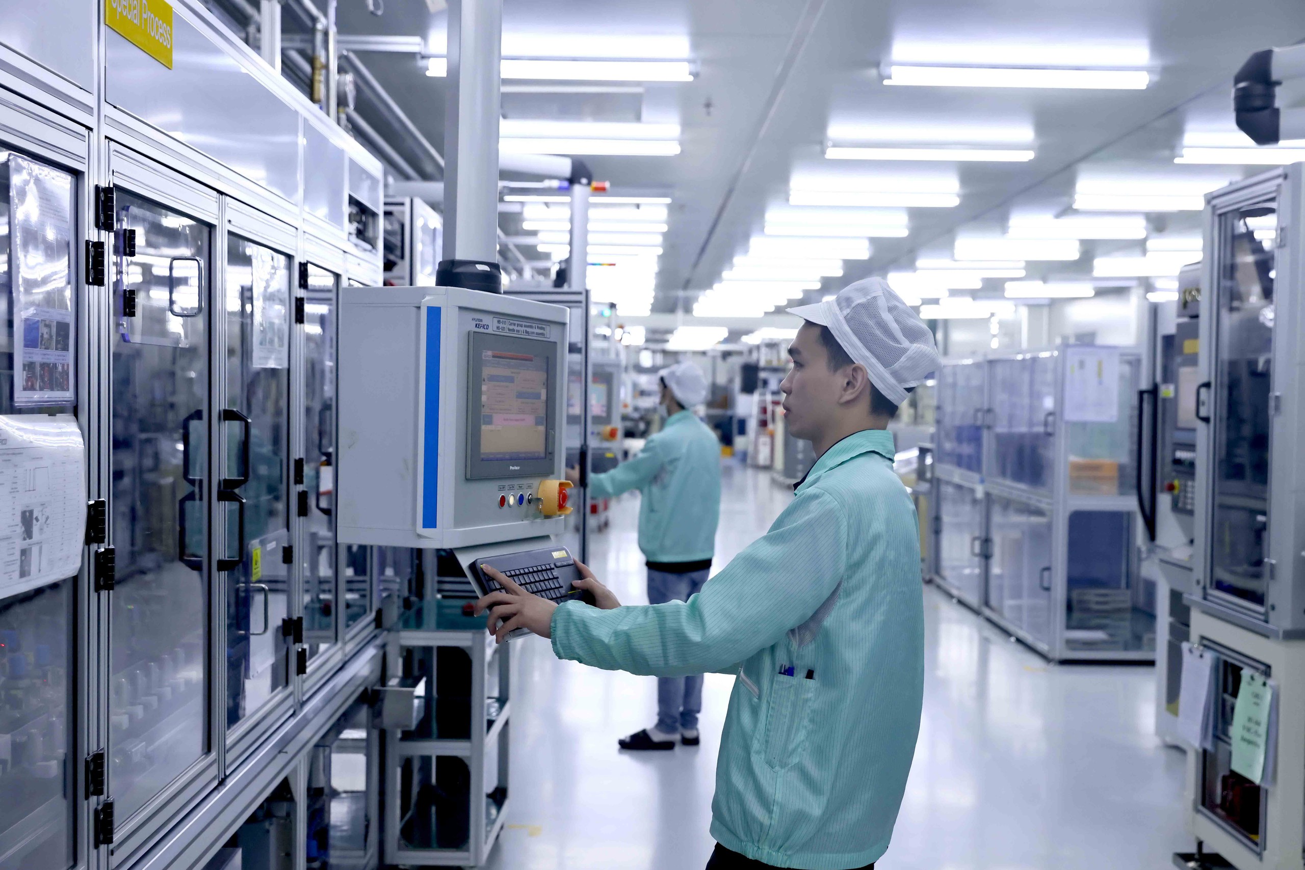 Đổi mới tư duy để đạt tăng trưởng kinh tế 2 con số bền vững tại việt nam - Ảnh 2.