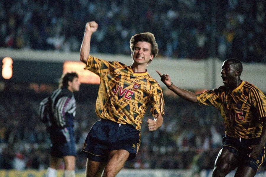 Từ chối gia nhập MU, Alan Smith sau này trở thành huyền thoại của Arsenal. ẢNH: OFFSIDE huyen-thoai-arsenal.jpg