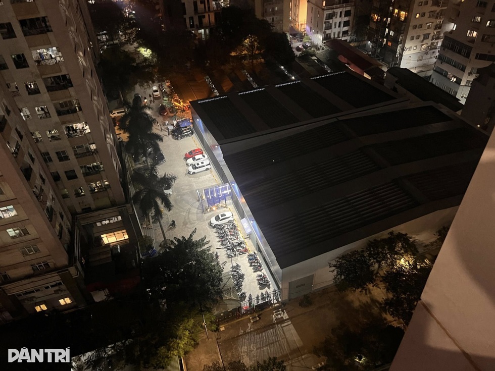 Sống cạnh sân pickleball: Cư dân ở Hà Nội đeo bịt tai, không muốn về nhà - 5