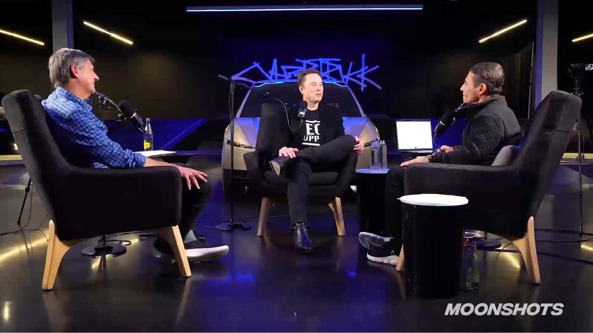 Elon Musk: Bằng cấp, kinh nghiệm hay tiền bạc sẽ thành vô dụng trong 4 năm nữa, con người cần một kỹ năng mới để tồn tại- Ảnh 2.