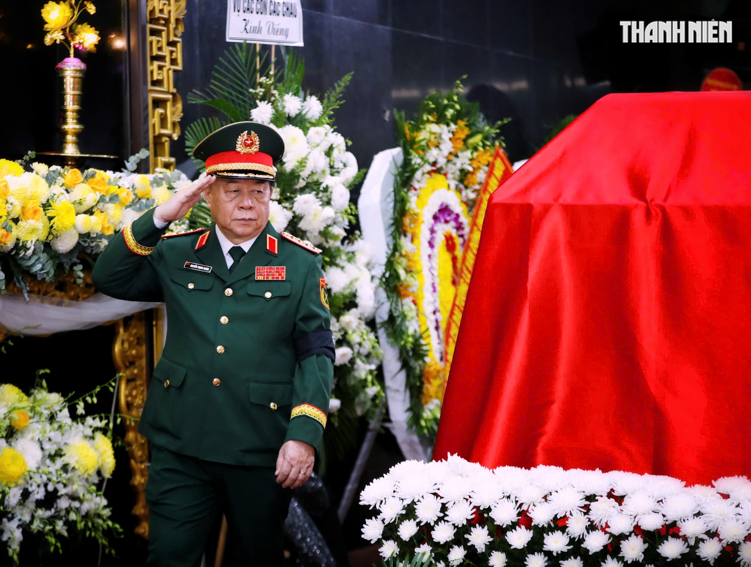 Trọng thể lễ viếng đại tướng Lê Văn Dũng - Ảnh 10.