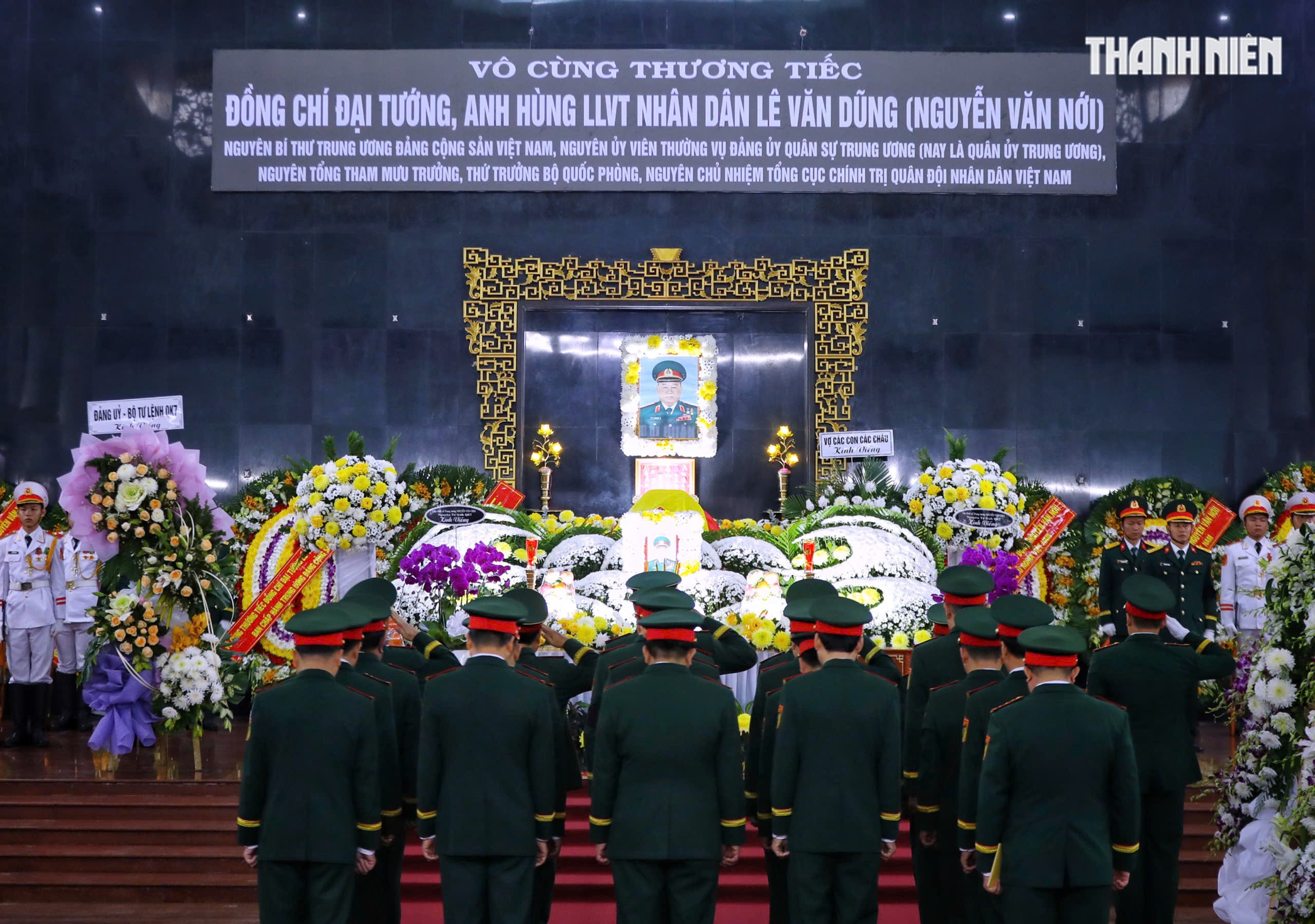 Trọng thể lễ viếng đại tướng Lê Văn Dũng - Ảnh 14.