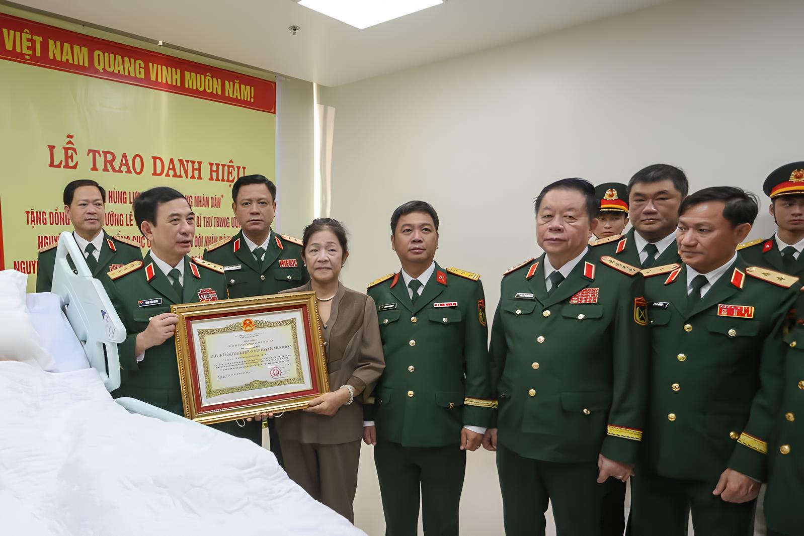 Trọng thể lễ viếng đại tướng Lê Văn Dũng - Ảnh 15.