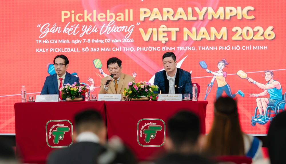 dien-vien-binh-minh-mang-xuan-yeu-thuong-cho-nguoi-khuyet-tat-dam-me-pickleball (7).jpg
