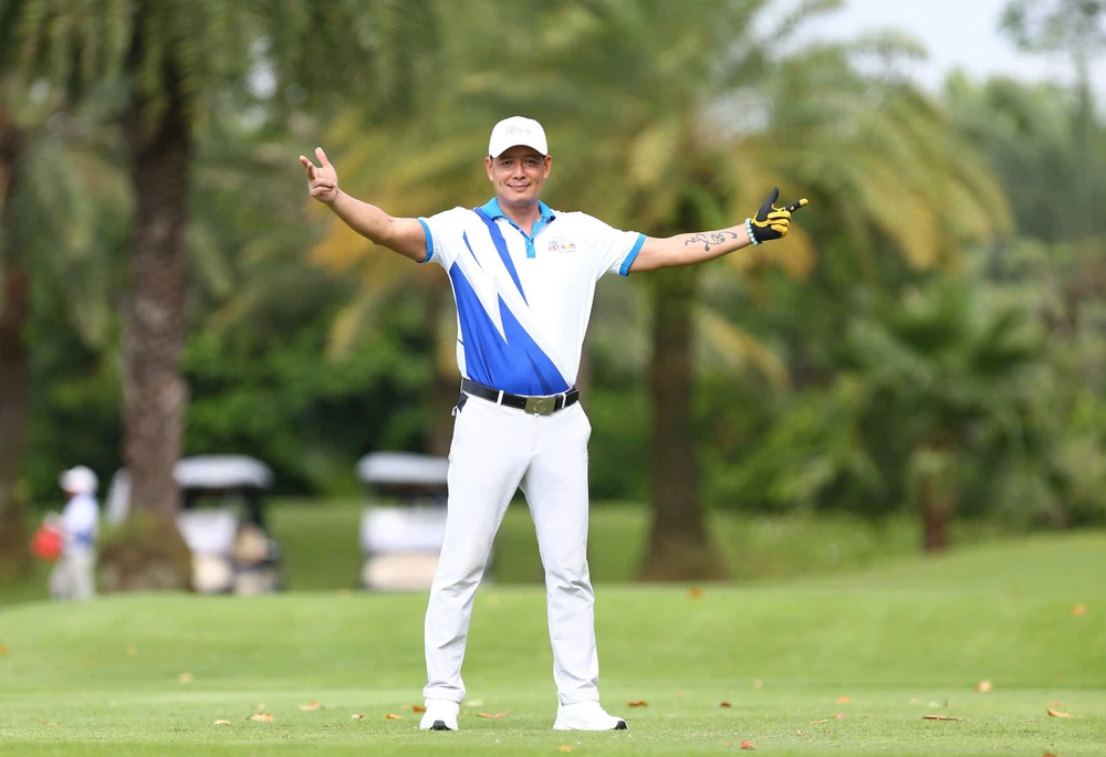 dien-vien-binh-minh-mang-xuan-yeu-thuong-cho-nguoi-khuyet-tat-dam-me-pickleball (1).jpg