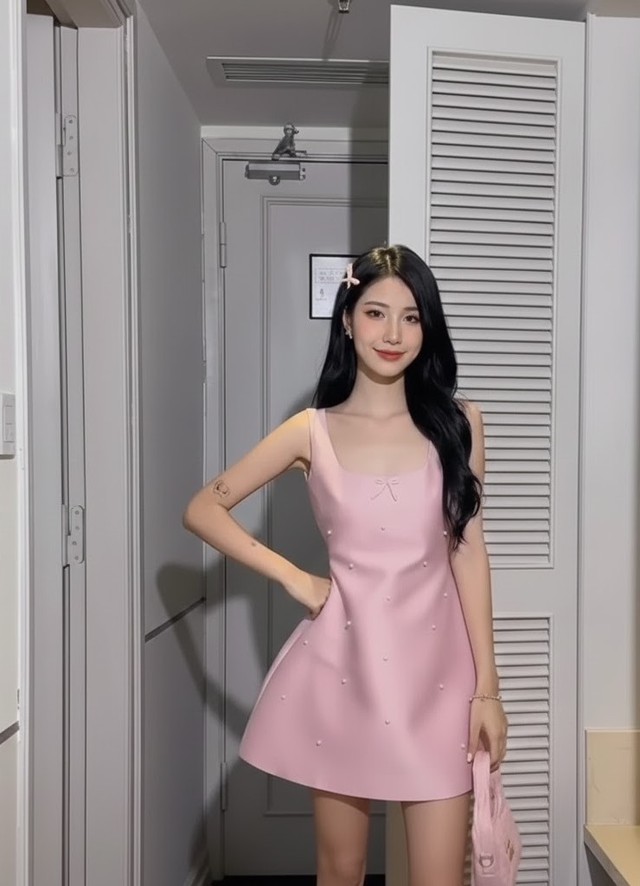 Chạm ngưỡng quý phái cùng những thiết kế đính ngọc trai- Ảnh 5.