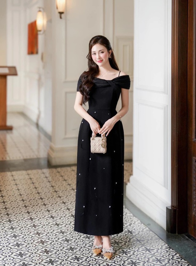 Chạm ngưỡng quý phái cùng những thiết kế đính ngọc trai- Ảnh 7.