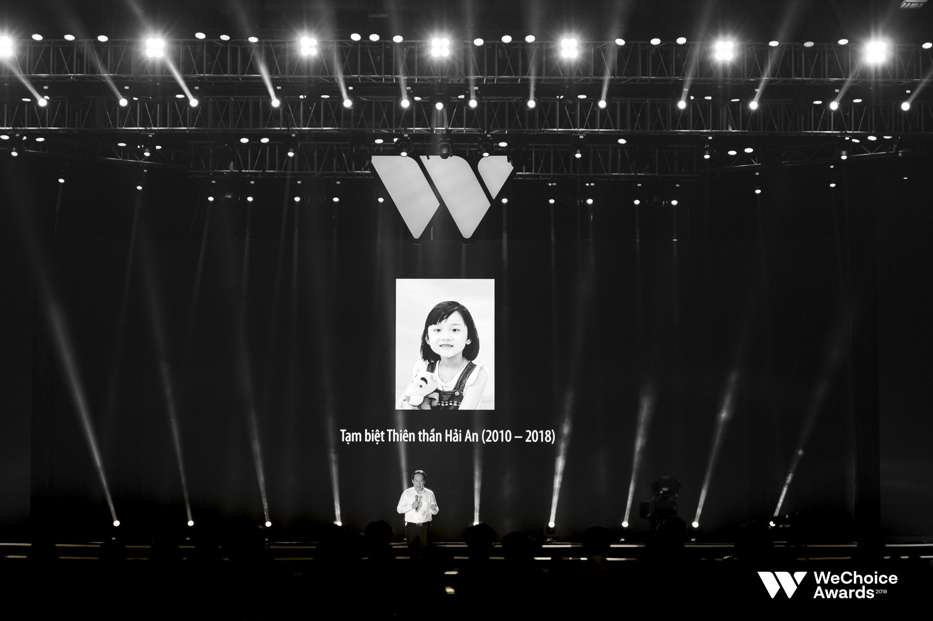 Có một phần WeChoice Awards rất khác: Khi lòng tử tế vẫn nở hoa từ những con người chỉ còn ở lại trong ký ức- Ảnh 6.