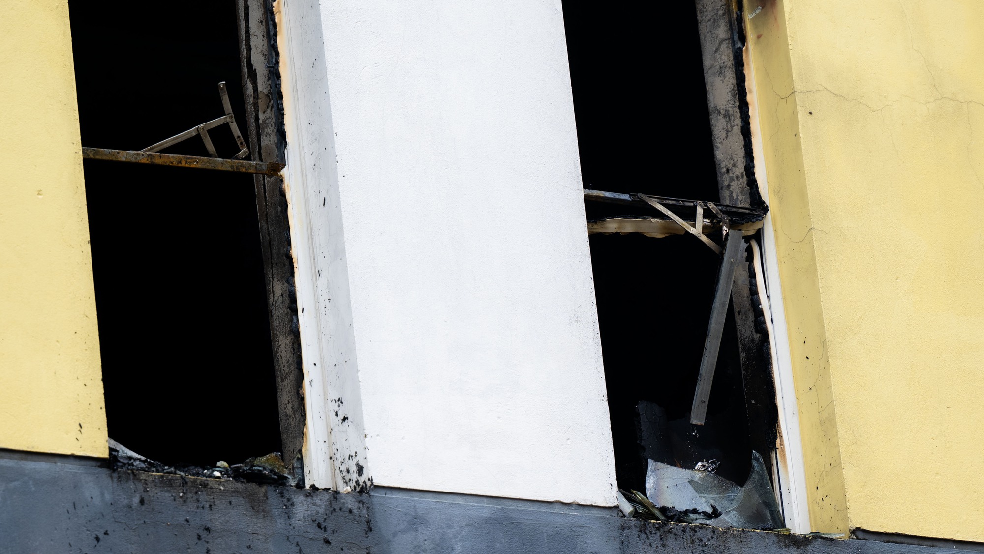 Lời kể của người hùng trong vụ cháy nhà nghỉ giữa đêm, nghi phóng hỏa ở Hà Đông: “Tôi chỉ nghĩ còn bao nhiêu người thì cứu bấy nhiêu”- Ảnh 2.