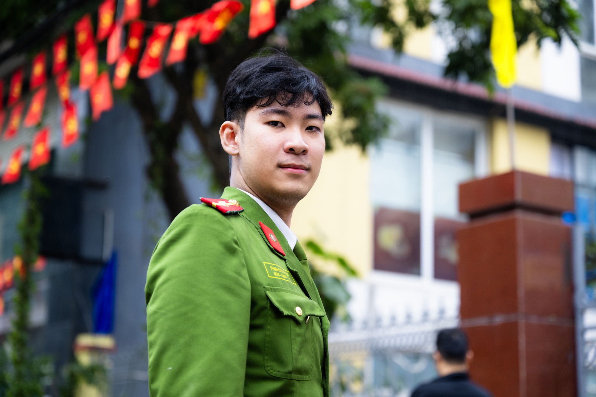 Lời kể của người hùng trong vụ cháy nhà nghỉ giữa đêm, nghi phóng hỏa ở Hà Đông: “Tôi chỉ nghĩ còn bao nhiêu người thì cứu bấy nhiêu”- Ảnh 5.